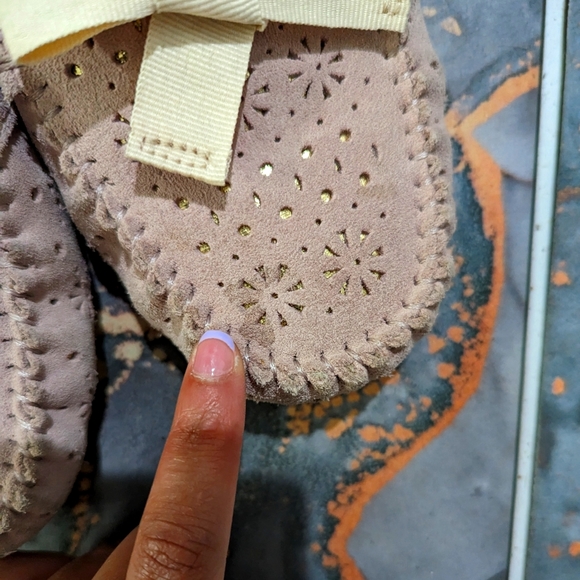 UGG Moccasins - Picture 5 of 8